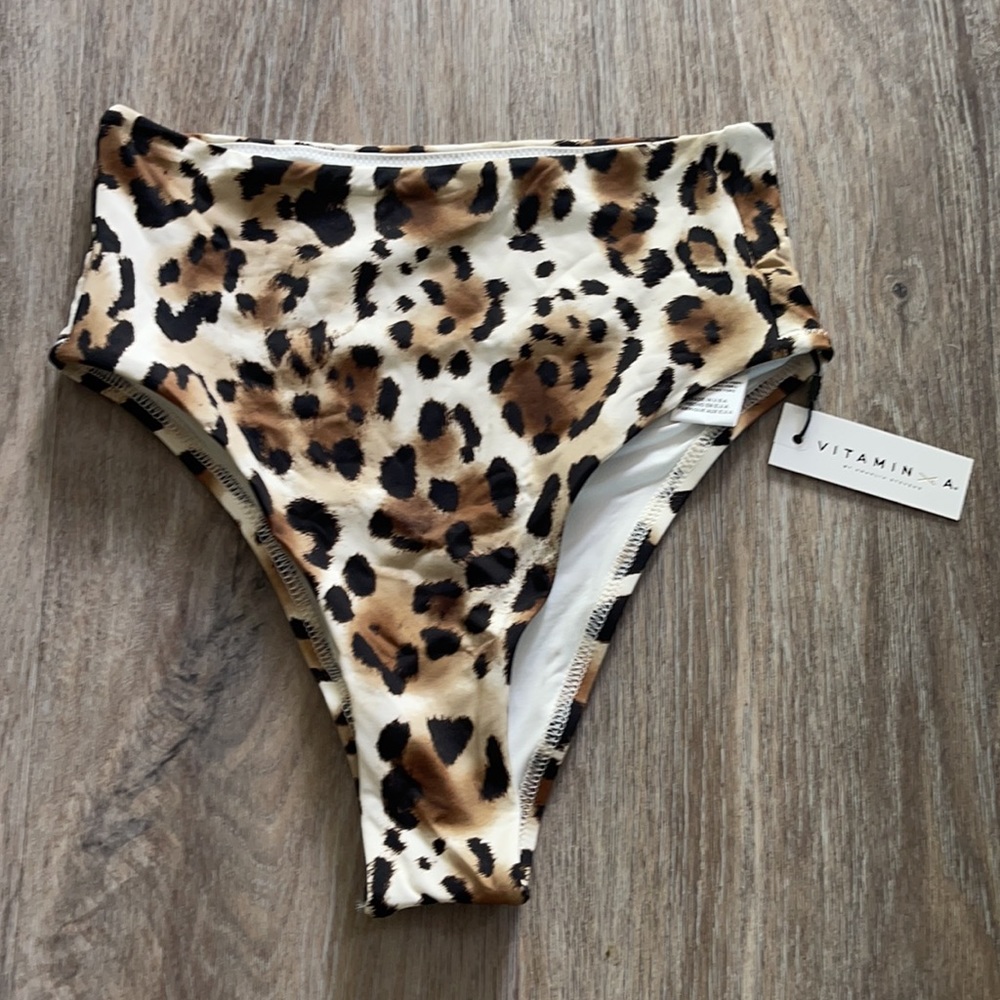 Vitamin A Leopard Print High Rise Bikini Bottom Size XS (4)